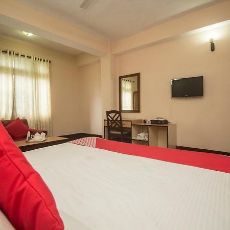 Oyo 3476 Hotel White Mountain 甘托克 外观 照片